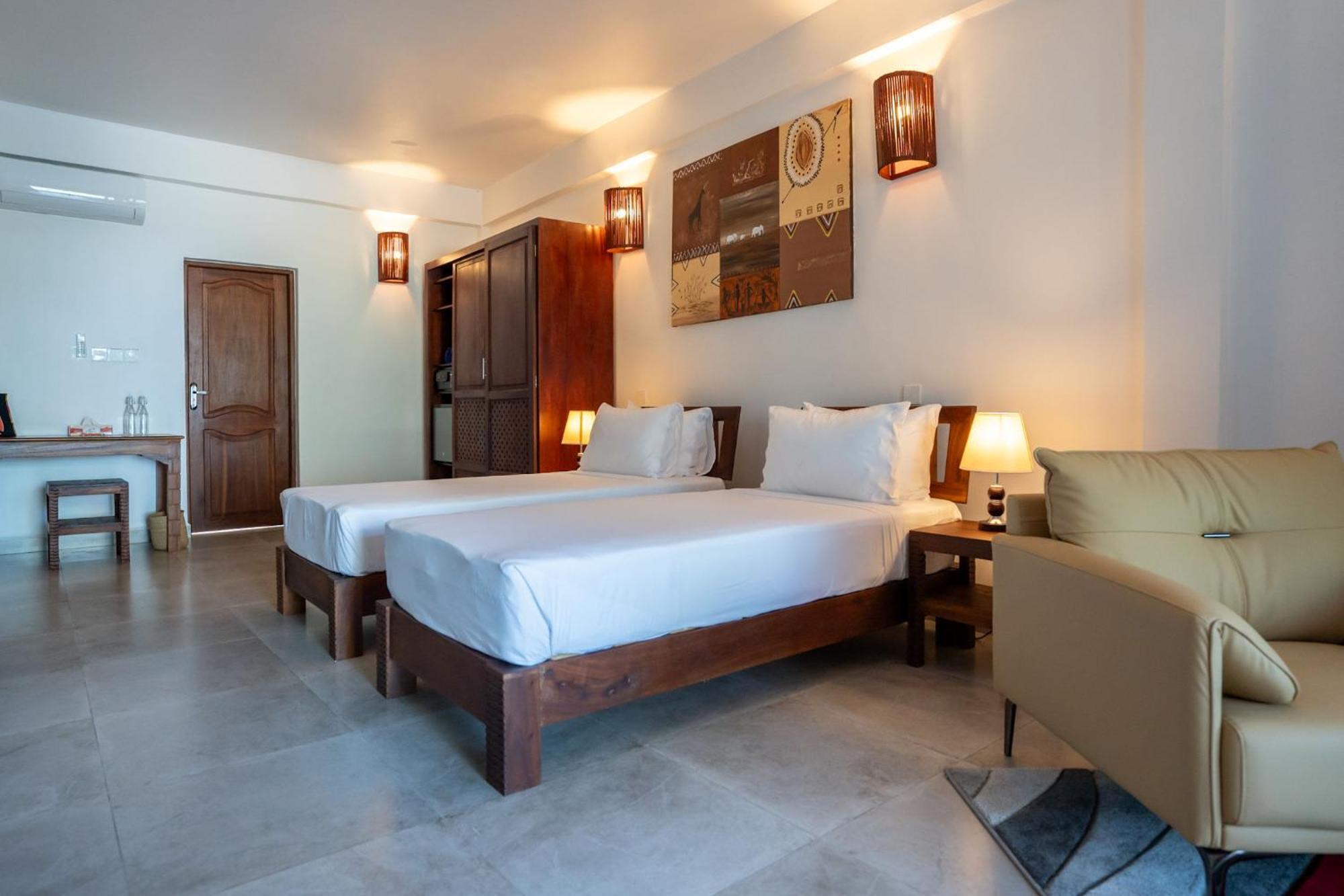 Manolo Beach Resort Uroa Room photo