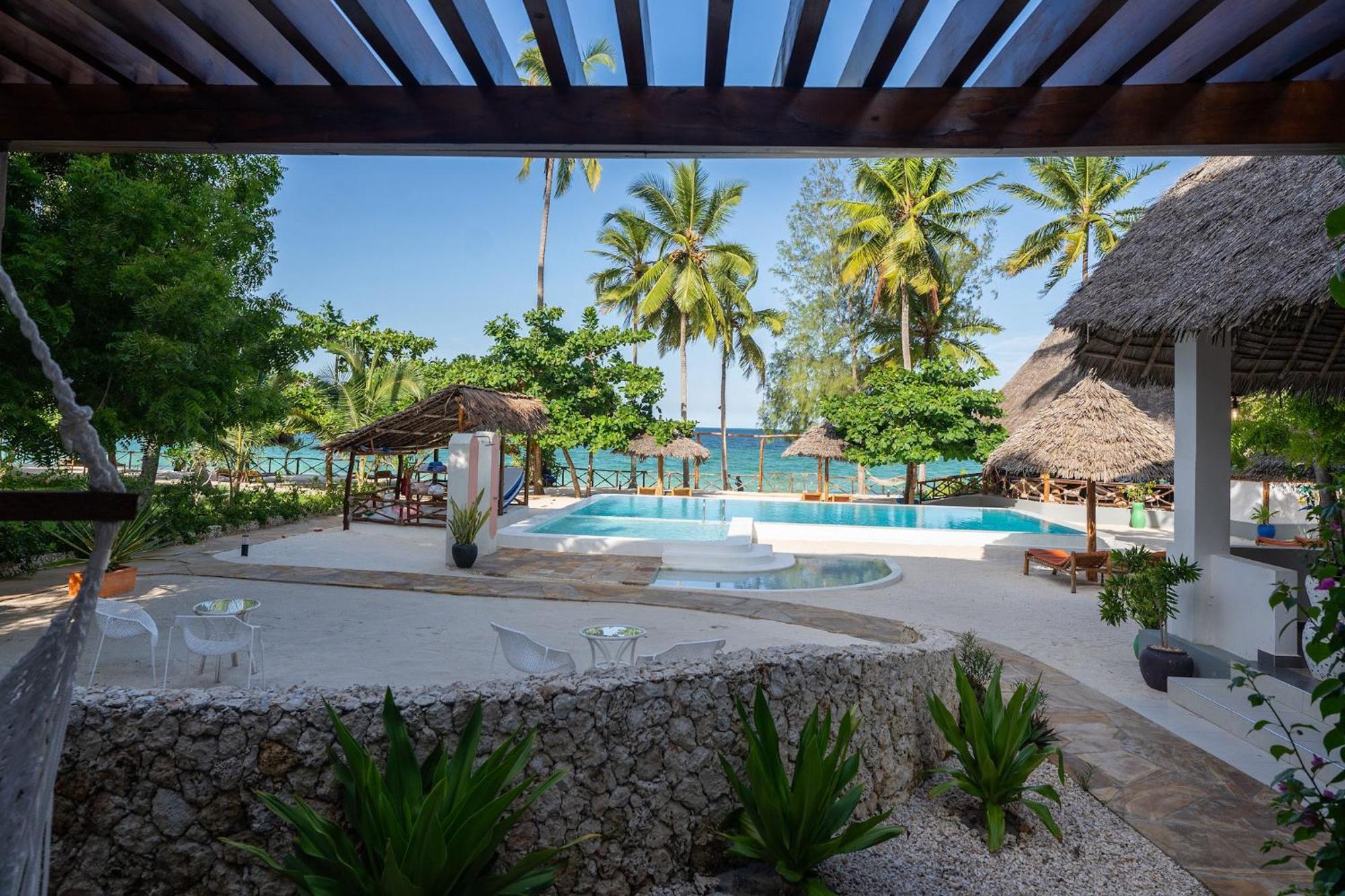 Manolo Beach Resort Uroa Room photo
