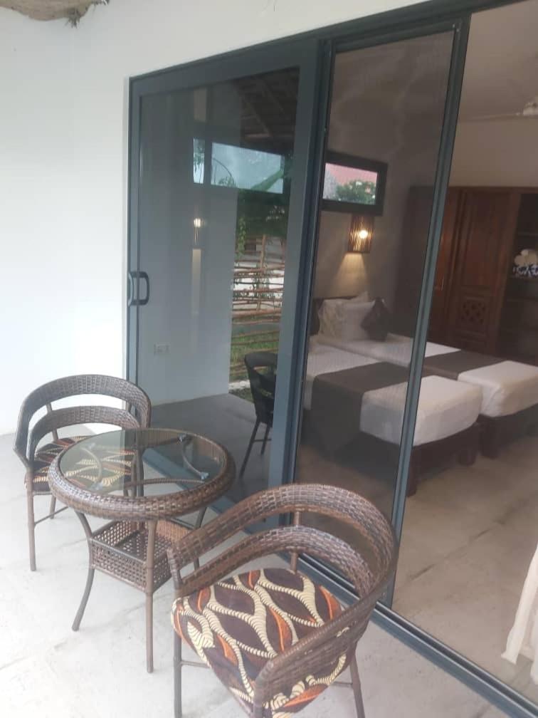 Manolo Beach Resort Uroa Room photo